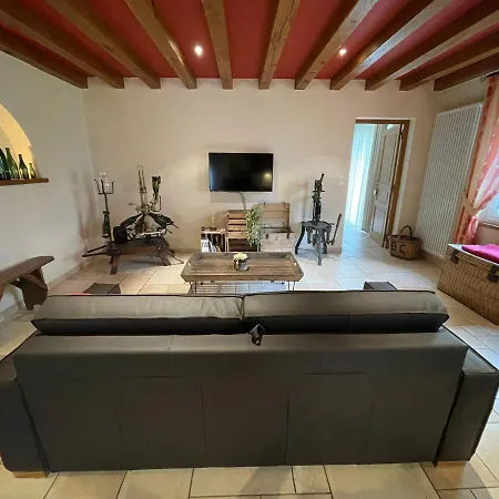 Holiday home Le De Marie Ludes